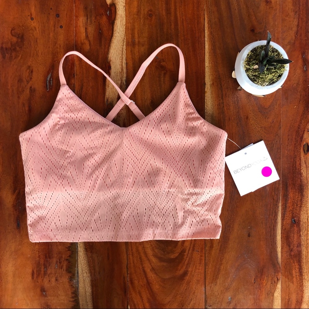 Beyond Yoga Mesh In Line Cropped Tank - Picture 2 of 5